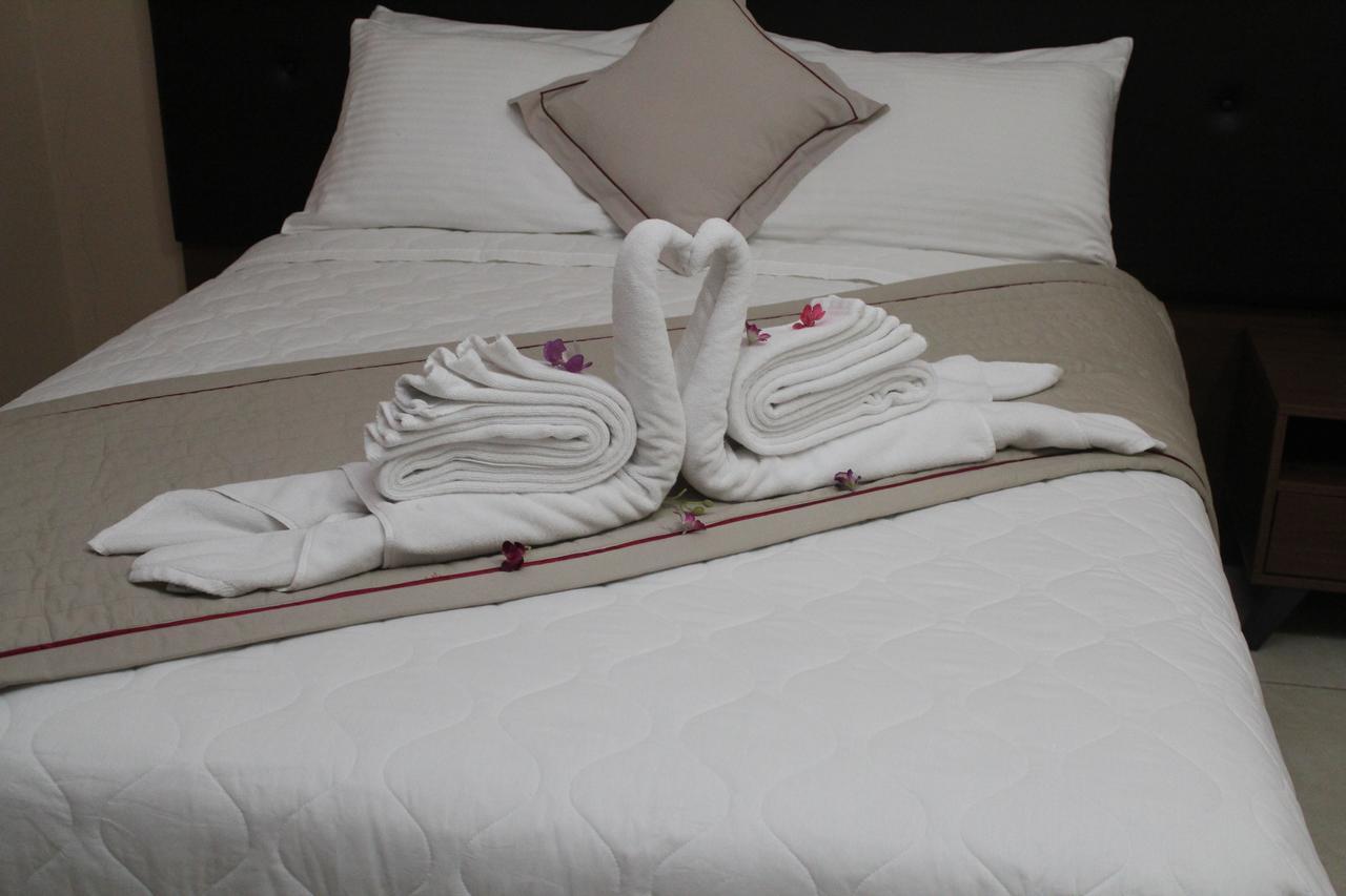 Murex Plaza Hotel & Suites 몬로비아 외부 사진